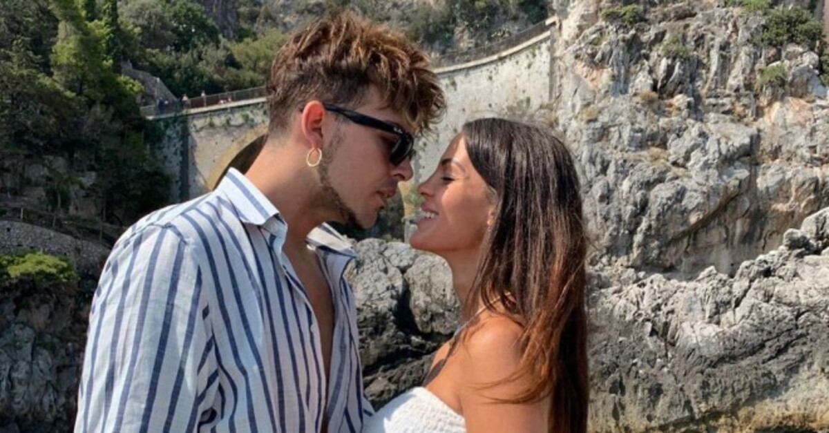 news radioitalia kolors stash e il pancino di giulia belmonte news radioitalia kolors stash e il pancino di giulia belmonte