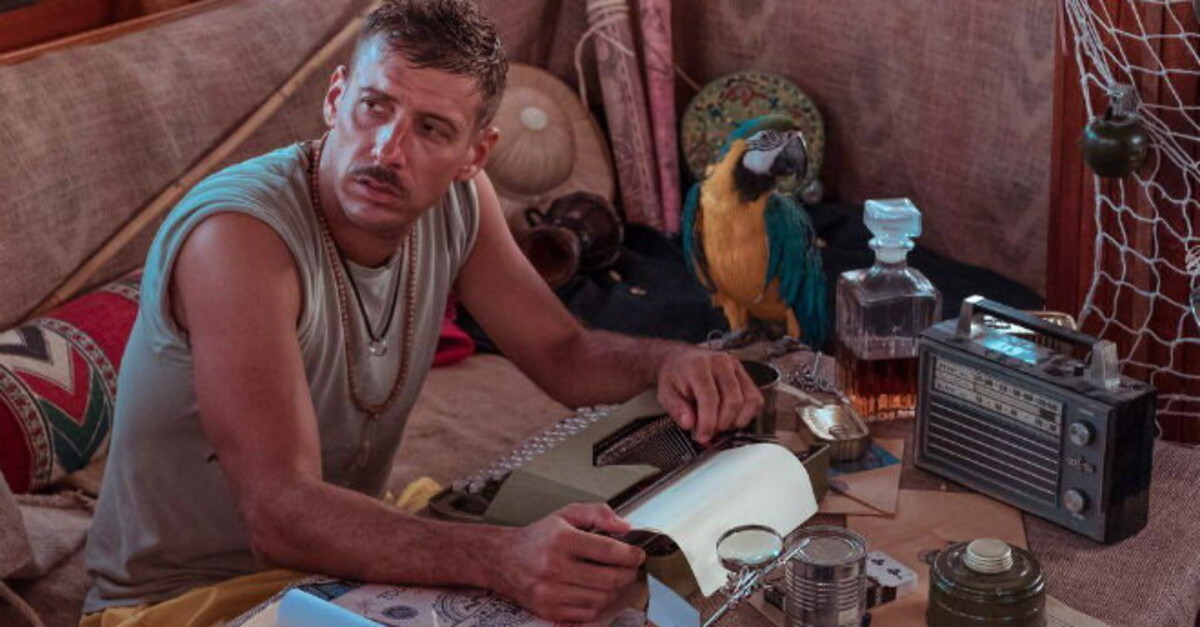 News RadioItaliaFrancesco Gabbani ecco il video di “Pachidermi e pappagalli”