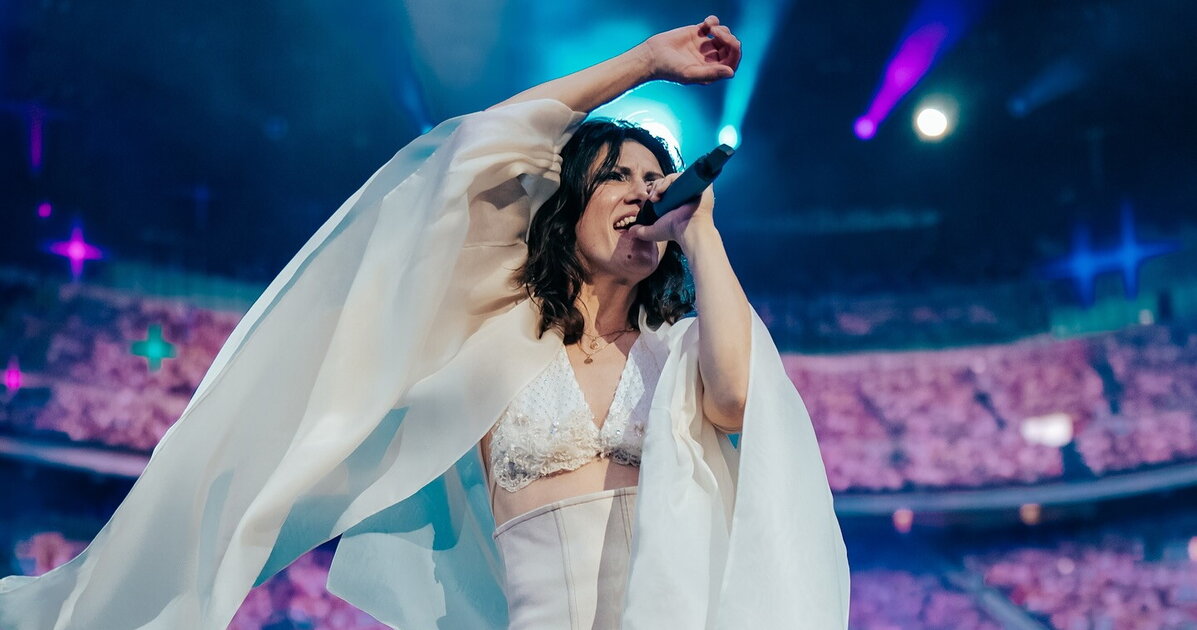 News - RadioItalia-Elisa: il tour nei palasport si allunga. Annunciati ...