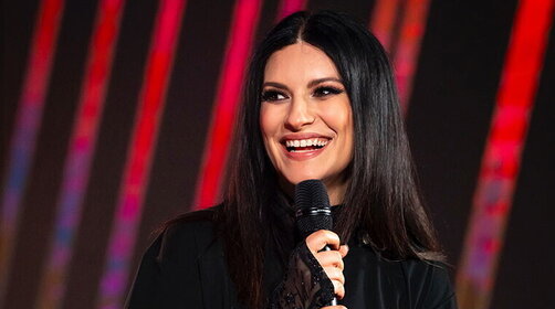 Laura Pausini, la "queen" impaziente di iniziare il tour. E sul nuovo album...