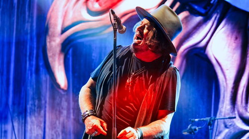 Zucchero, la festa all’Arena di Verona è cominciata con un’Overdose d’amore 