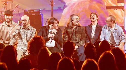 Pinguini Tattici Nucleari: nuove canzoni e una pausa dai concerti