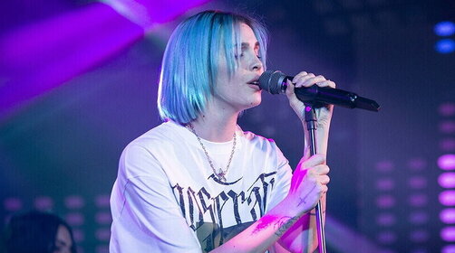 Radio Vega (After Dark) è la deluxe che chiuderà la trilogia di Rose Villain