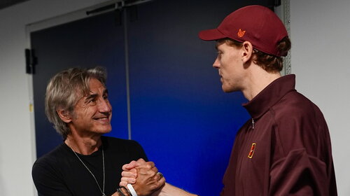 Ligabue alle ATP Finals: l’incontro con Jannik Sinner dopo la vittoria