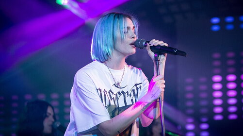 Rose Villain: dopo l’anteprima a New York, “Bollicine” arriva su Radio Italia