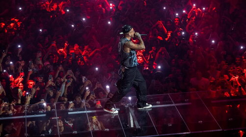 Sfera Ebbasta: esce “XDVR ANNIVERSAR10” con due inediti