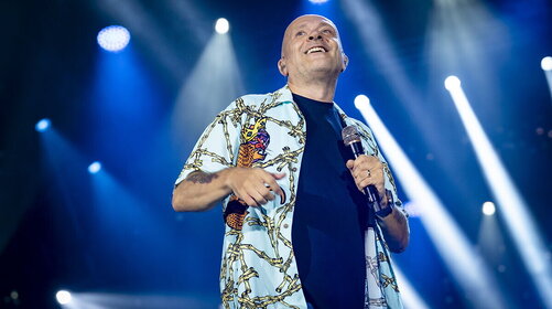 Max Forever - Goes To Europe