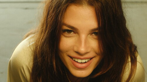 Emma: “L’amore non mi basta” continua la scalata in classifica FIMI 