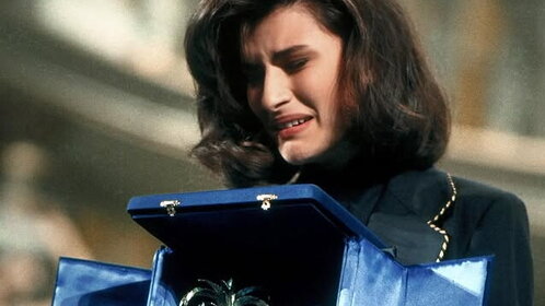 Laura Pausini e quel febbraio nel destino. “A Sanremo per dare tutta me stessa”