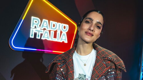 Levante in tour anche in estate: “Preparate arco e frecce, ci innamoriamo”