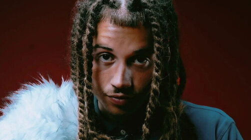 Sayf (con Fabrizio Romano) svela gli ospiti di “Santissimo”