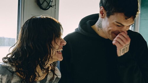  Blanco ed Elisa primi in radio con “Ricordi”: il successo e i tour nei palasport