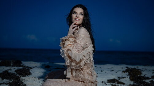 Laura Pausini: durante il tour mondiale, gira anche il video di “Immensamente”