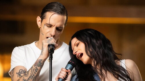Achille Lauro e Laura Pausini: il duetto in Messico su “16 de marzo”