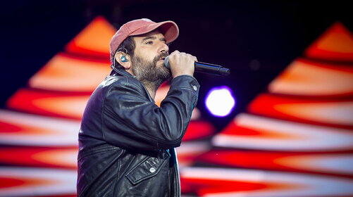 Tommaso Paradiso: "Mi piacerebbe scrivere una canzone per Jovanotti"