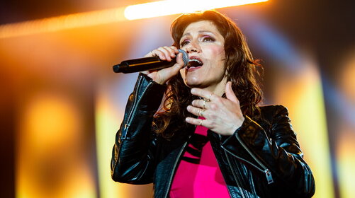 Elisa annuncia il suo primo Campovolo per i 30 anni di carriera. “Ho gli occhi lucidi”