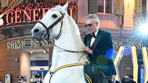 L'Italia va ai Mondiali: Andrea Bocelli protagonista del concerto inaugurale
