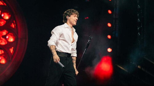Il diploma di Irama: l’Esame di Maturità a San Siro è da 100 e lode 