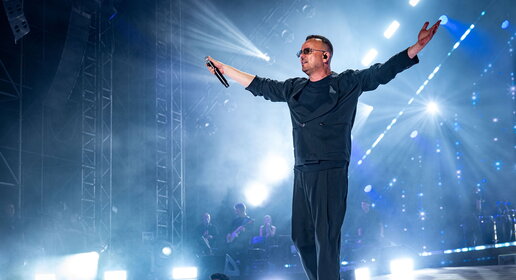 Gigi D’Alessio chiude un cerchio e torna allo stadio di Napoli