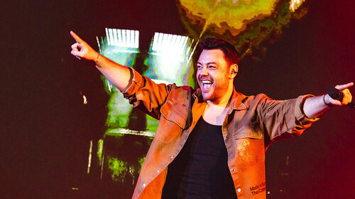 Tiziano Ferro, 25 anni di “Xdono”: ritrovata la demo originale a casa dei genitori