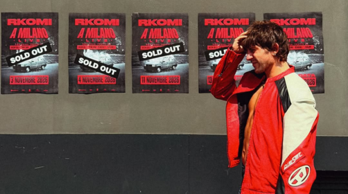 Rkomi, poker di sold out al Fabrique di Milano: arriva la quinta e ultima data