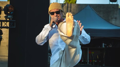 Biagio Antonacci: nell’album con Sayf, in tour con mamma Ornella