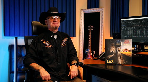 J-Ax: nel nuovo album “Vita Morte Miracoli” cita Vasco Rossi