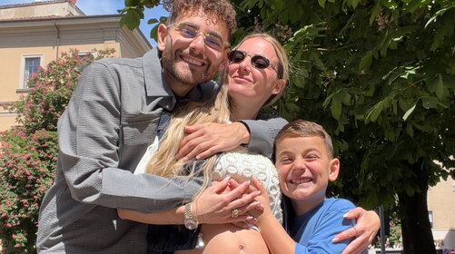 Rocco Hunt allarga la famiglia: è nato Raffaele