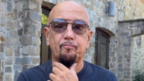 Enrico Ruggeri: il nuovo libro si intitola “Personaggi e interpreti”